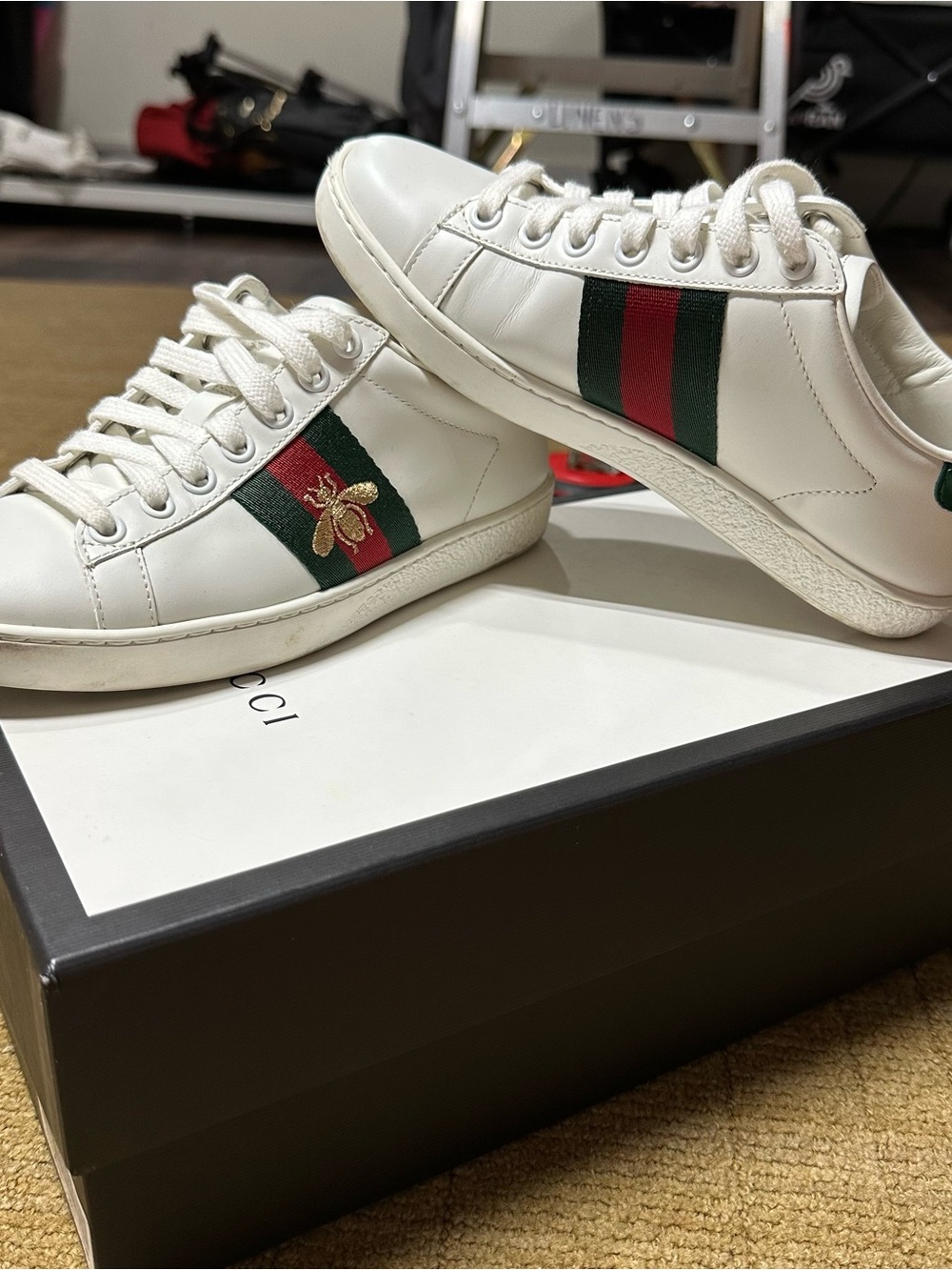 Gucci Authentic White Leather Low-Top Sneakers Womens Size 5